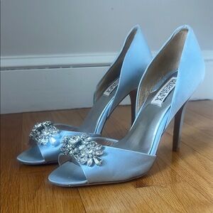 Badgley Mischka Women's Blue Satin Heels